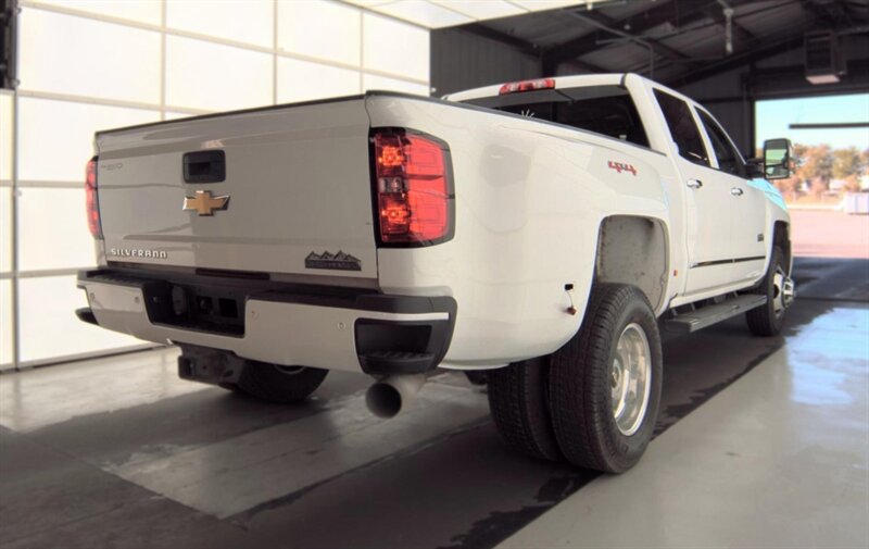 2016 Chevrolet Silverado 3500 High Country DUALLY DIESEL TRUCK 4WD CHEVY 3500 - Photo 3 - Scottsdale, AZ 85257
