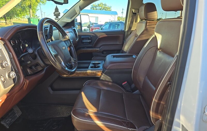 2016 Chevrolet Silverado 3500 High Country DUALLY DIESEL TRUCK 4WD CHEVY 3500 - Photo 6 - Scottsdale, AZ 85257