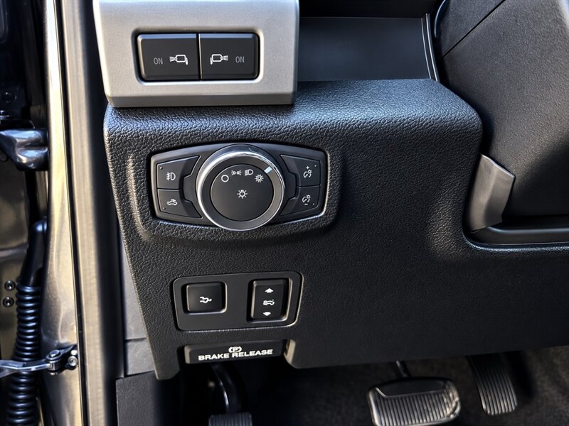 2020 Ford F-350 Super Duty Lariat DUALLY DIESEL TRUCK 4WD F350 4X4 - Photo 12 - Scottsdale, AZ 85257
