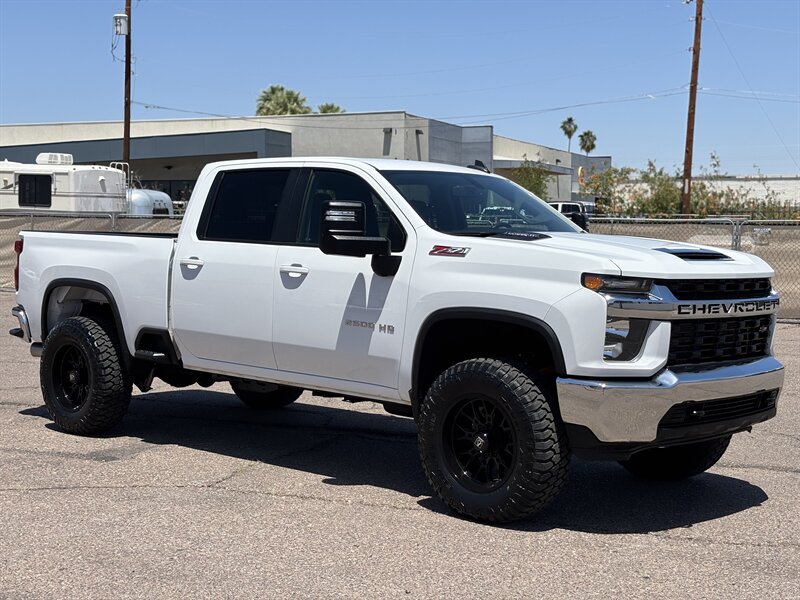 2023 Chevrolet Silverado 2500 LIFTED DIESEL TRUCK 4WD 3