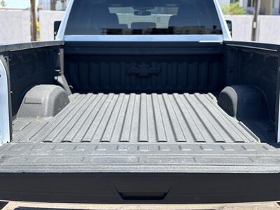 2023 Chevrolet Silverado 2500 LIFTED DIESEL TRUCK 4WD 3 " LIFT 37 " TIRE 20 " RIM   - Photo 6 - Scottsdale, AZ 85257