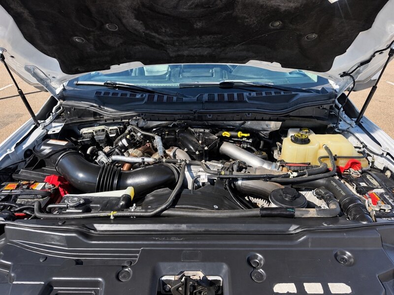 2019 Ford F-350 Super Duty Lariat DUALLY DIESEL TRUCK 4WD F350 4X4 - Photo 17 - Scottsdale, AZ 85257