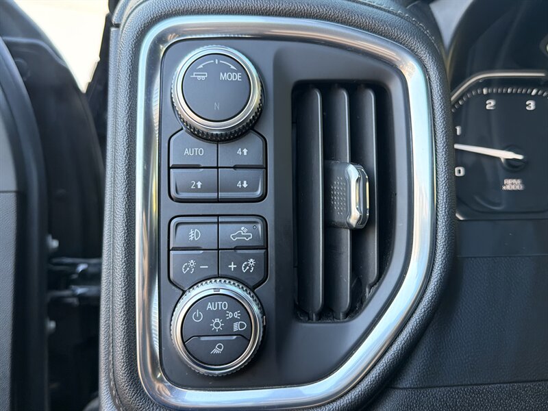 2020 GMC Sierra 2500 Denali LIFTED DIESEL TRUCK 4WD 6.5 " BDS LIFT TRUCK - Photo 31 - Scottsdale, AZ 85257