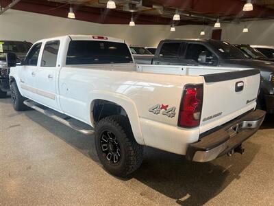 2005 Chevrolet Silverado 2500 LONG BED DIESEL TRUCK 4WD 1-OWNER 40 SERVICE RECS   - Photo 2 - Scottsdale, AZ 85257