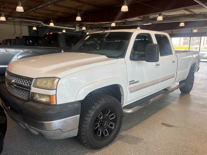 2005 Chevrolet Silverado 2500 LONG BED DIESEL TRUCK 4WD 1-OWNER 40 SERVICE RECS - Photo 1 - Scottsdale, AZ 85257