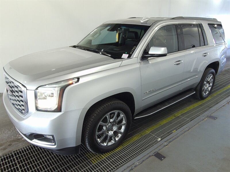 Silver 2018 GMC Yukon SUV / Crossover Four-Wheel Drive Automatic