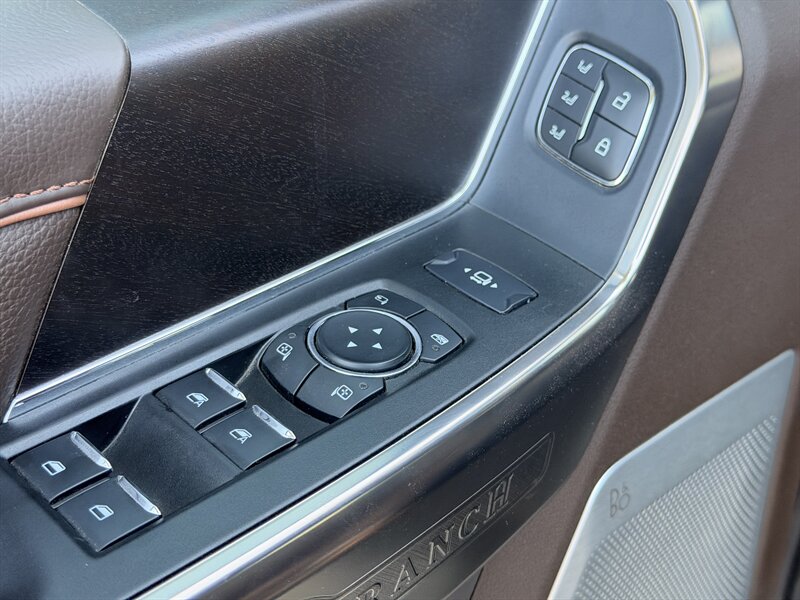 2024 Ford F-350 Super Duty King Ranch DUALLY DIESEL TRUCK 4WD F350 - Photo 10 - Scottsdale, AZ 85257