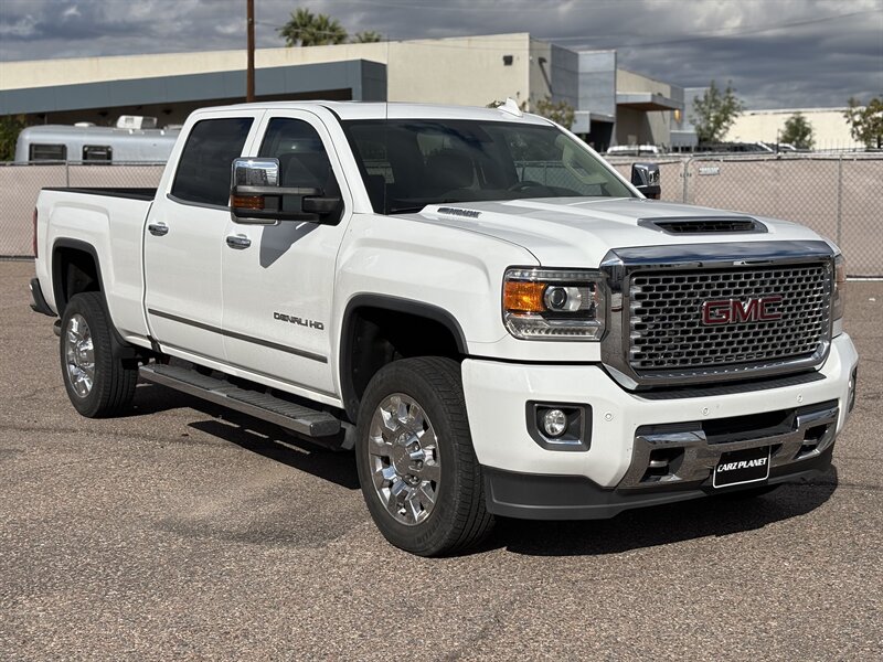 2017 GMC Sierra 2500 Denali DIESEL TRUCK 4WD GMC SIERRA 2500 DENALI 4X4   - Photo 1 - Scottsdale, AZ 85257