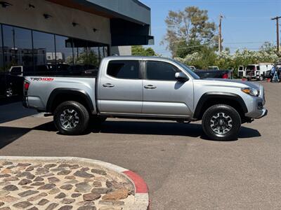 2020 Toyota Tacoma TRD Off-Road 4WD TRUCK JUST SERVICED TOYOTA TACOMA   - Photo 3 - Scottsdale, AZ 85257