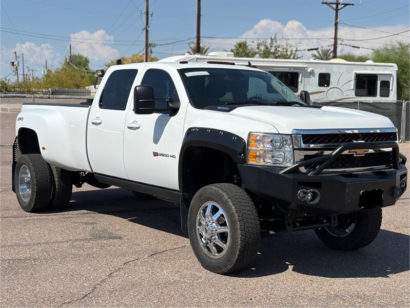 2011 Chevrolet Silverado 3500 LTZ LIFTED DUALLY DIESEL TRUCK 4WD OVER 20K INVEST  