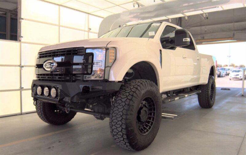 2019 Ford F-250 Super Duty Lariat LIFTED DIESEL TRUCK 4WD CUSTOM - Photo 4 - Scottsdale, AZ 85257