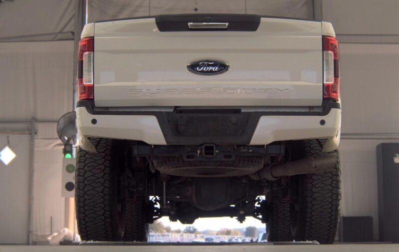 2019 Ford F-250 Super Duty Lariat LIFTED DIESEL TRUCK 4WD CUSTOM - Photo 8 - Scottsdale, AZ 85257