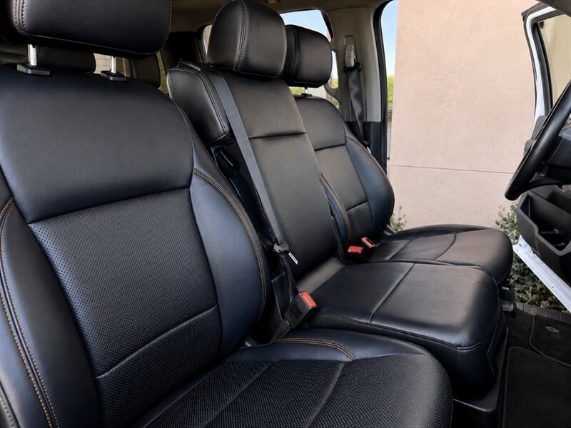 2025 Ford F-350 Super Duty Lariat LIFTED LONG BED DIESEL TRUCK 4WD - Photo 16 - Scottsdale, AZ 85257