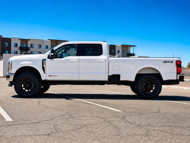 2025 Ford F-350 Super Duty Lariat LIFTED LONG BED DIESEL TRUCK 4WD - Photo 6 - Scottsdale, AZ 85257