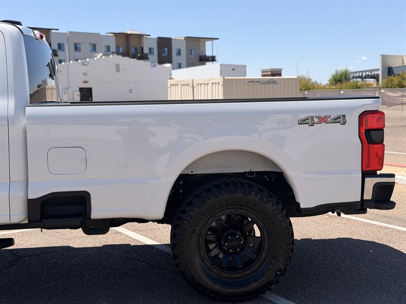 2025 Ford F-350 Super Duty Lariat LIFTED LONG BED DIESEL TRUCK 4WD - Photo 12 - Scottsdale, AZ 85257