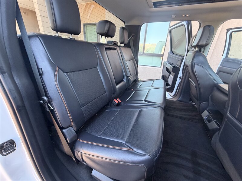2025 Ford F-350 Super Duty Lariat LIFTED LONG BED DIESEL TRUCK 4WD - Photo 46 - Scottsdale, AZ 85257