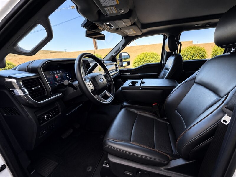 2025 Ford F-350 Super Duty Lariat LIFTED LONG BED DIESEL TRUCK 4WD - Photo 12 - Scottsdale, AZ 85257