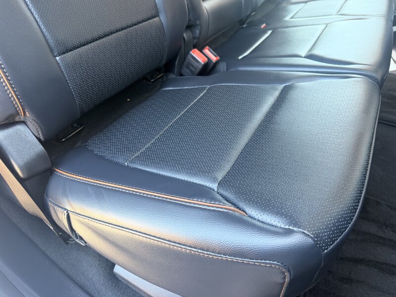 2025 Ford F-350 Super Duty Lariat LIFTED LONG BED DIESEL TRUCK 4WD - Photo 47 - Scottsdale, AZ 85257