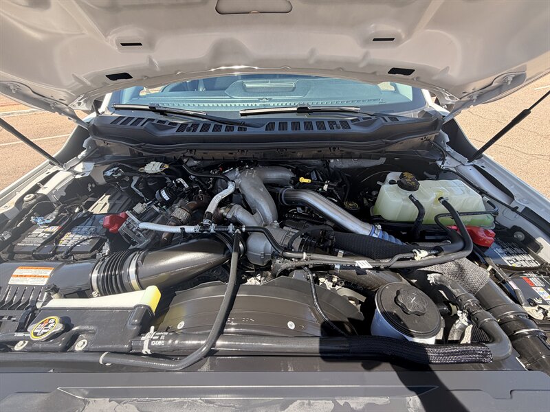2025 Ford F-350 Super Duty Lariat LIFTED LONG BED DIESEL TRUCK 4WD - Photo 15 - Scottsdale, AZ 85257