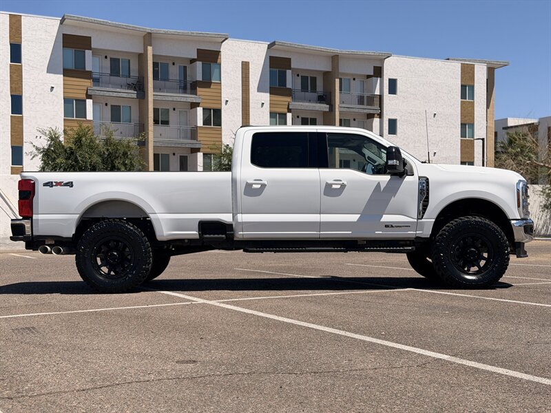 2025 Ford F-350 Super Duty Lariat LIFTED LONG BED DIESEL TRUCK 4WD  