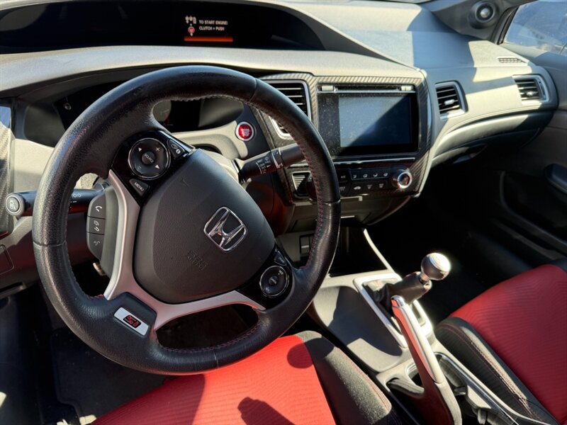 2015 Honda Civic Si photo 4