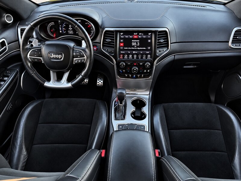 2017 Jeep Grand Cherokee SRT 4WD SUV 6.4L V8 HEMI JEEP CHEROKEE SRT HEMI - Photo 25 - Scottsdale, AZ 85257