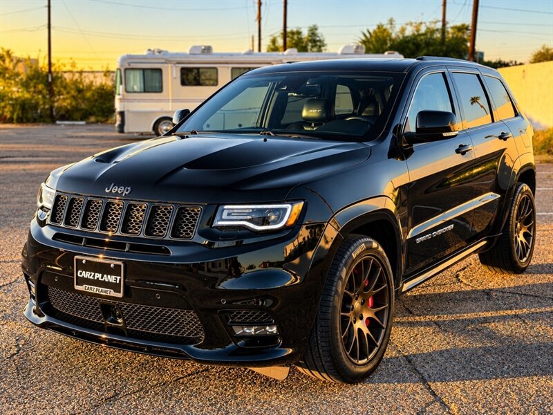 2017 Jeep Grand Cherokee SRT 4WD SUV 6.4L V8 HEMI JEEP CHEROKEE SRT HEMI - Photo 14 - Scottsdale, AZ 85257