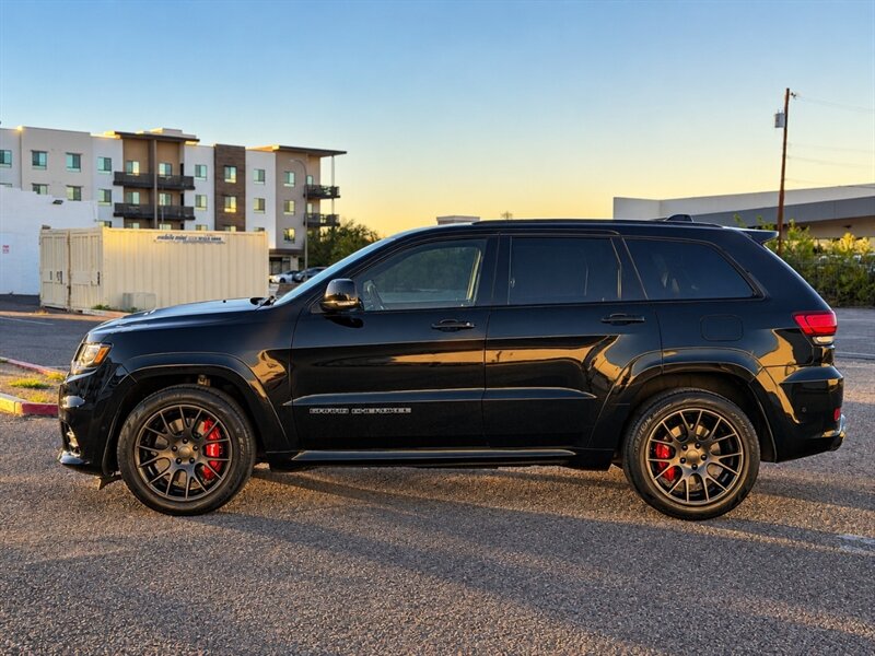 2017 Jeep Grand Cherokee SRT 4WD SUV 6.4L V8 HEMI JEEP CHEROKEE SRT HEMI - Photo 11 - Scottsdale, AZ 85257