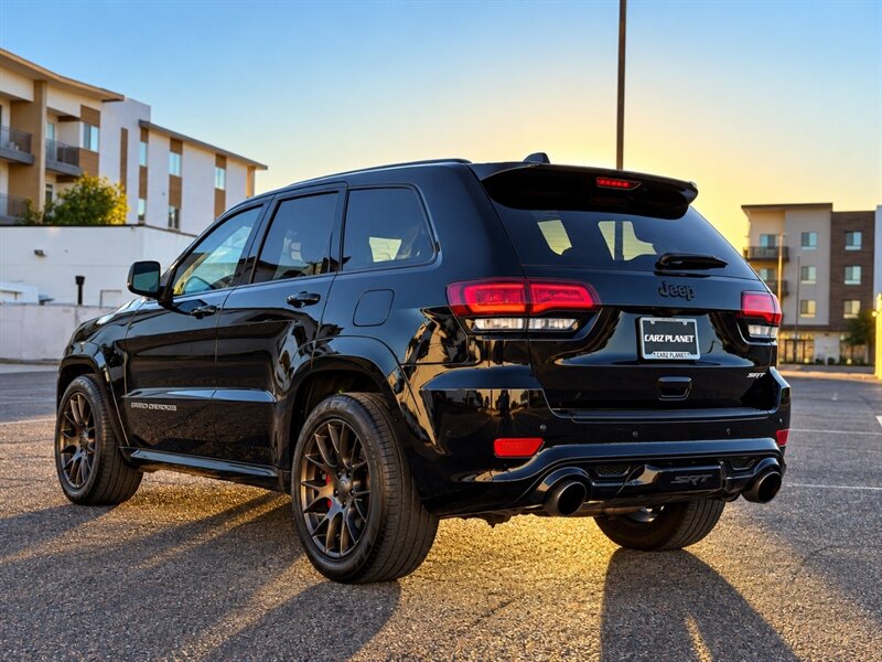 2017 Jeep Grand Cherokee SRT 4WD SUV 6.4L V8 HEMI JEEP CHEROKEE SRT HEMI - Photo 9 - Scottsdale, AZ 85257