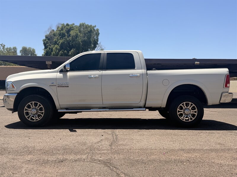 2018 RAM 2500 Laramie DIESEL TRUCK 4WD LOW MI DODGE RAM 2500 4X4 - Photo 6 - Scottsdale, AZ 85257