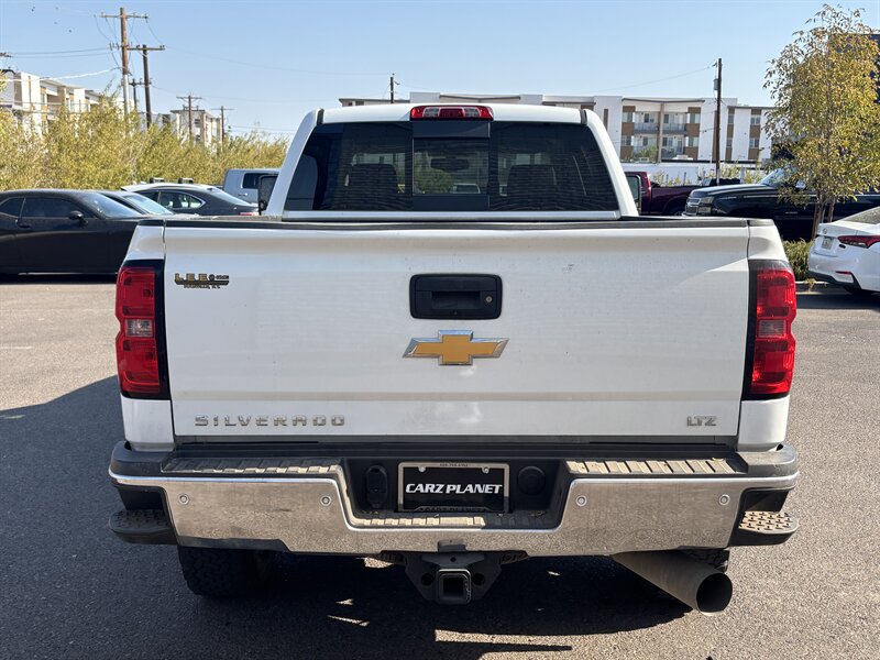 2017 Chevrolet Silverado 2500 LTZ DIESEL TRUCK 4WD LOW MI CHEVY SILVERADO 2500 - Photo 4 - Scottsdale, AZ 85257