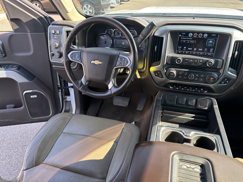 2017 Chevrolet Silverado 2500 LTZ DIESEL TRUCK 4WD LOW MI CHEVY SILVERADO 2500 - Photo 23 - Scottsdale, AZ 85257