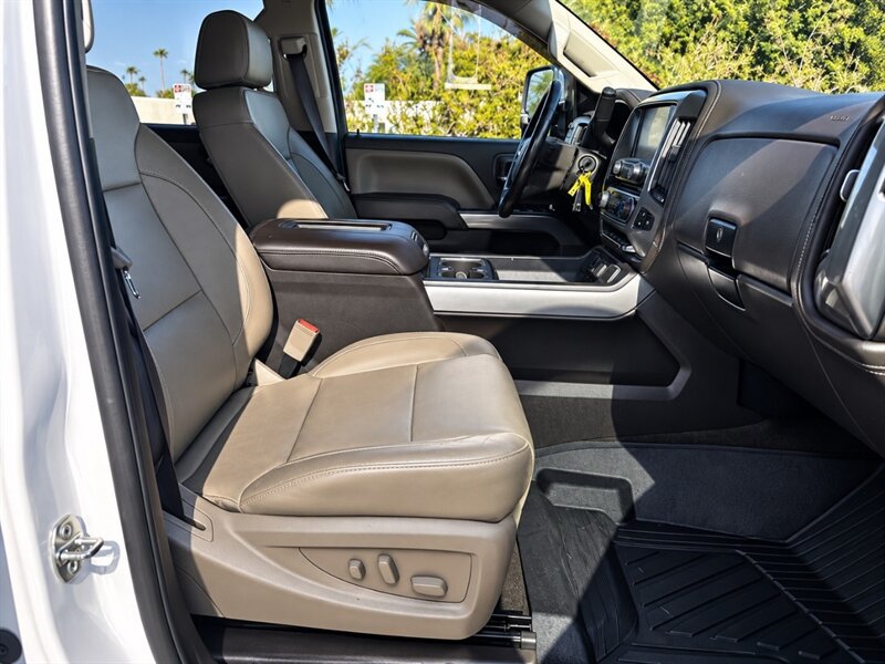 2017 Chevrolet Silverado 2500 LTZ DIESEL TRUCK 4WD LOW MI CHEVY SILVERADO 2500 - Photo 13 - Scottsdale, AZ 85257