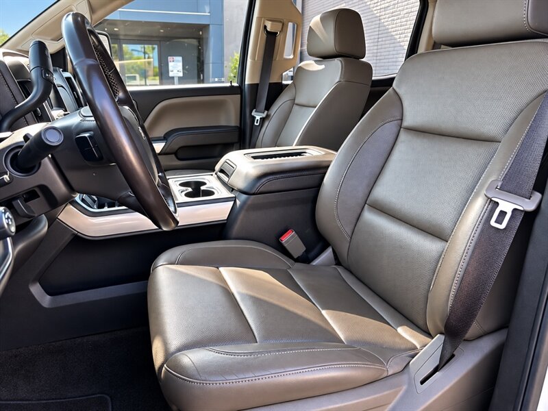 2017 Chevrolet Silverado 2500 LTZ DIESEL TRUCK 4WD LOW MI CHEVY SILVERADO 2500 - Photo 12 - Scottsdale, AZ 85257