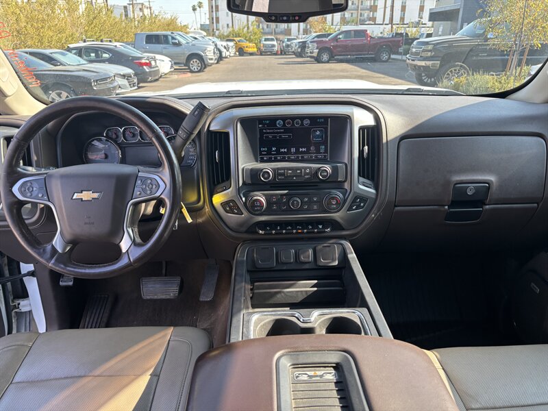 2017 Chevrolet Silverado 2500 LTZ DIESEL TRUCK 4WD LOW MI CHEVY SILVERADO 2500 - Photo 22 - Scottsdale, AZ 85257
