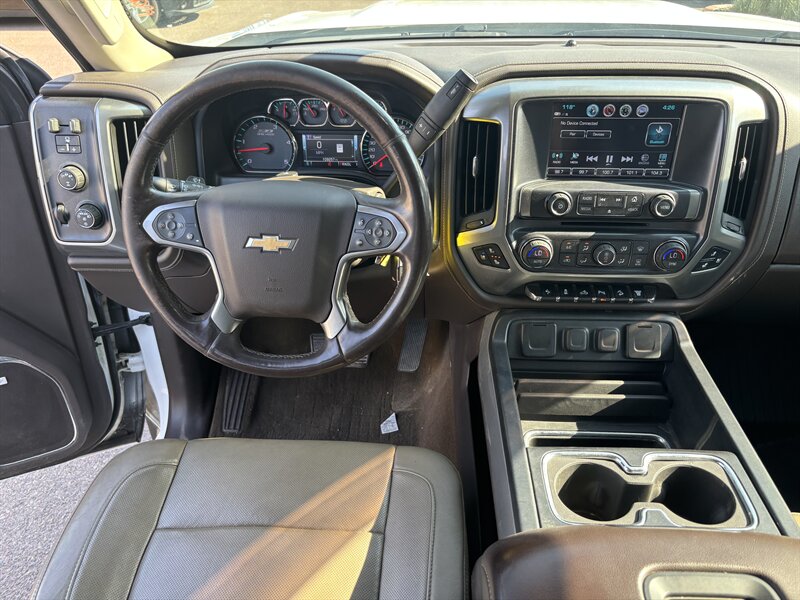 2017 Chevrolet Silverado 2500 LTZ DIESEL TRUCK 4WD LOW MI CHEVY SILVERADO 2500 - Photo 14 - Scottsdale, AZ 85257