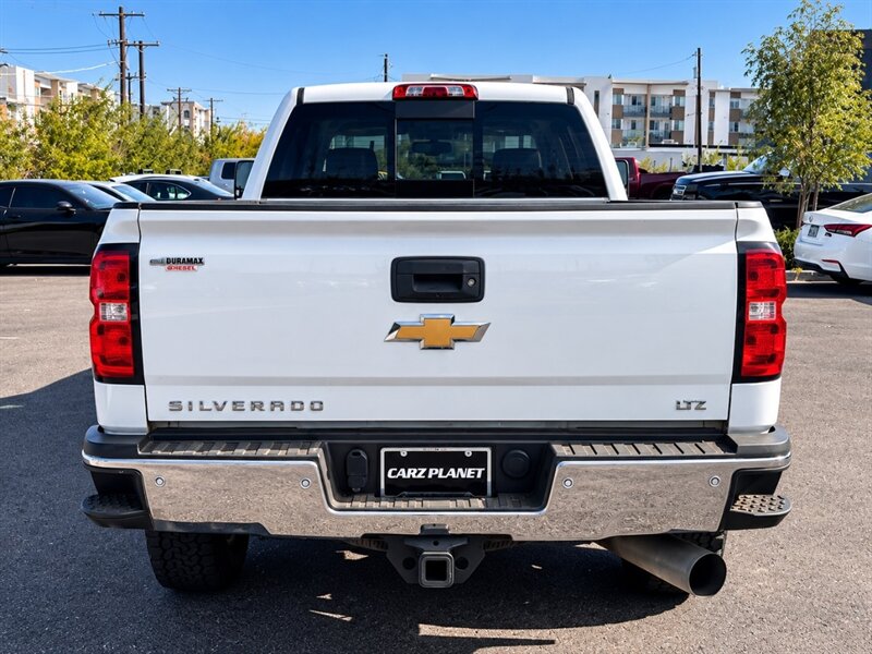 2017 Chevrolet Silverado 2500 LTZ DIESEL TRUCK 4WD LOW MI CHEVY SILVERADO 2500 - Photo 4 - Scottsdale, AZ 85257