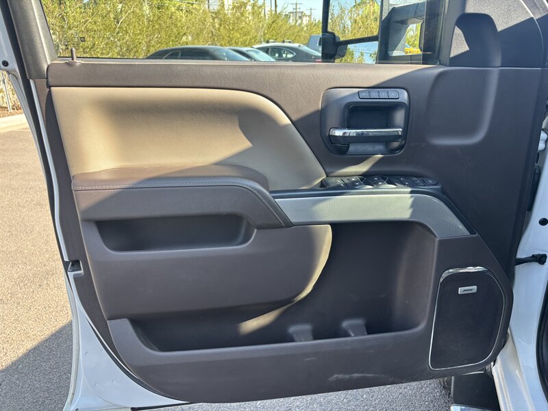 2017 Chevrolet Silverado 2500 LTZ DIESEL TRUCK 4WD LOW MI CHEVY SILVERADO 2500 - Photo 9 - Scottsdale, AZ 85257