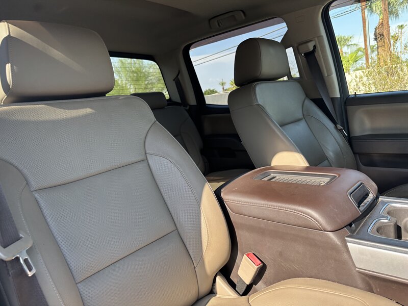 2017 Chevrolet Silverado 2500 LTZ DIESEL TRUCK 4WD LOW MI CHEVY SILVERADO 2500 - Photo 32 - Scottsdale, AZ 85257