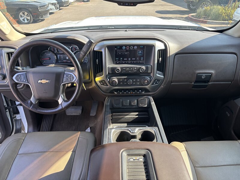 2017 Chevrolet Silverado 2500 LTZ DIESEL TRUCK 4WD LOW MI CHEVY SILVERADO 2500 - Photo 21 - Scottsdale, AZ 85257