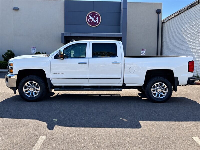 2017 Chevrolet Silverado 2500 LTZ DIESEL TRUCK 4WD LOW MI CHEVY SILVERADO 2500 - Photo 6 - Scottsdale, AZ 85257