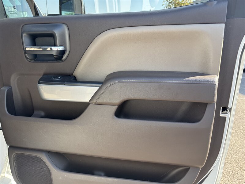 2017 Chevrolet Silverado 2500 LTZ DIESEL TRUCK 4WD LOW MI CHEVY SILVERADO 2500 - Photo 34 - Scottsdale, AZ 85257