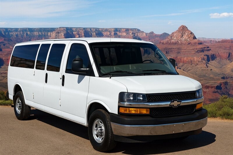 2022 Chevrolet Express LT 3500 15 PASSENGER LOW MI CHEVROLET EXPRESS VAN  