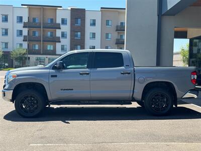 2018 Toyota Tundra CREWMAX 4WD TRUCK LOW MI TOYOTA TUNDRA 4X4 TRUCK   - Photo 2 - Scottsdale, AZ 85257