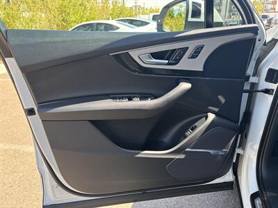2019 Audi Q7 quattro Premium Plus 45 TFSI AWD SUV AUDI Q7 AWD   - Photo 12 - Scottsdale, AZ 85257