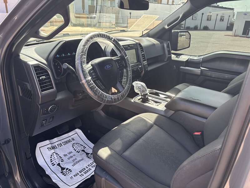 2020 Ford F-150 XLT photo 12