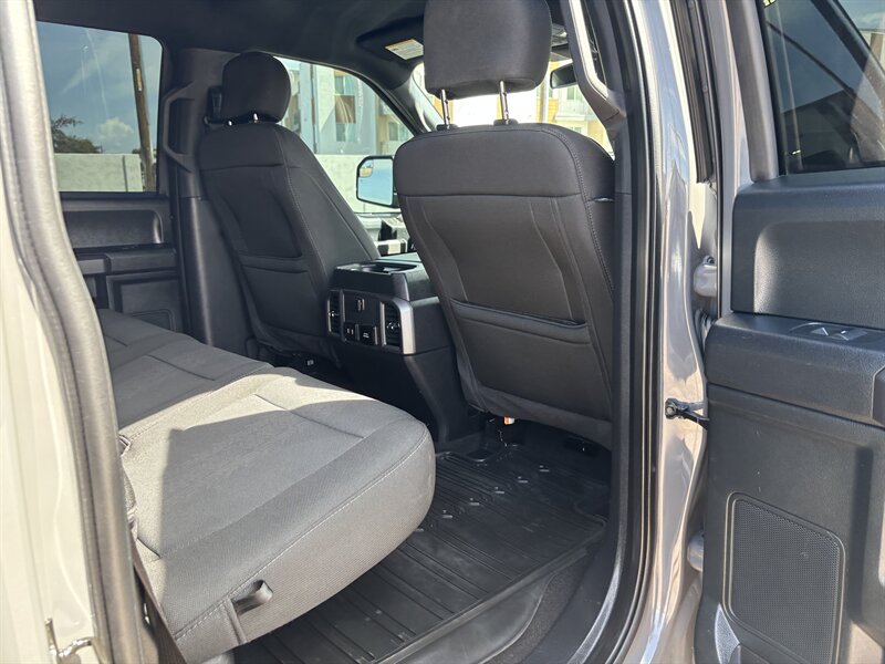 2020 Ford F-150 XLT photo 33