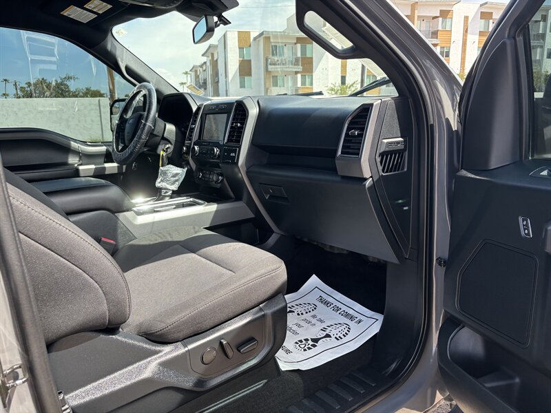 2020 Ford F-150 XLT photo 29