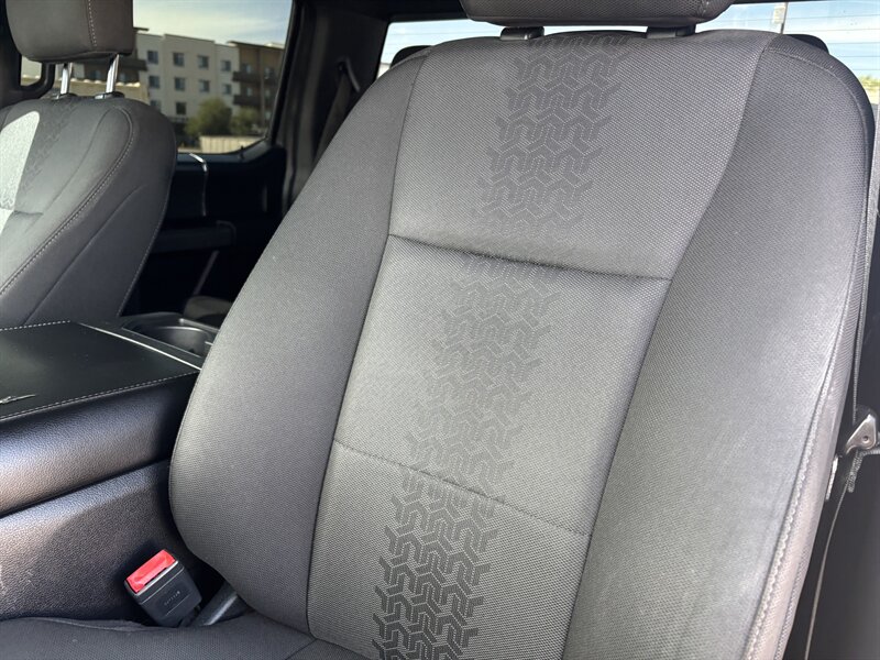 2020 Ford F-150 XLT photo 15