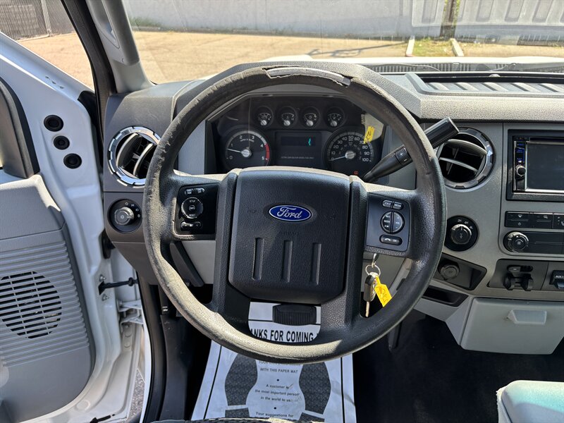 2011 Ford F-350 photo 18